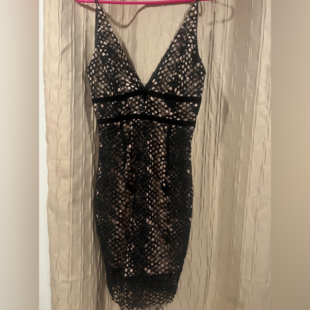 Bardot lace black/ nude mini dress